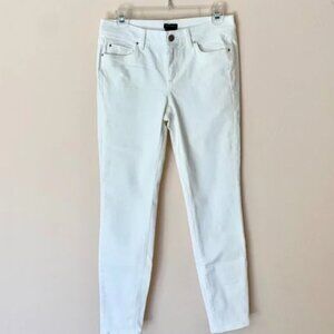 Ann Taylor white jean, Modern fit, size 2